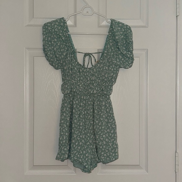 Altar'd State Pants - Altar’d State Green Floral Romper